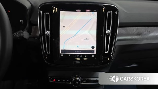 Volvo C40 Richards 2022 Белый из Кореи, фото 4
