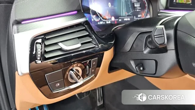 BMW 5 Series (G30) 2023 Синий из Кореи, фото 4