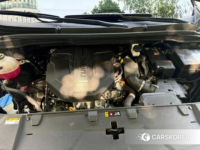 Kia Carnival 4th generation 2023 Черный из Кореи, фото 4