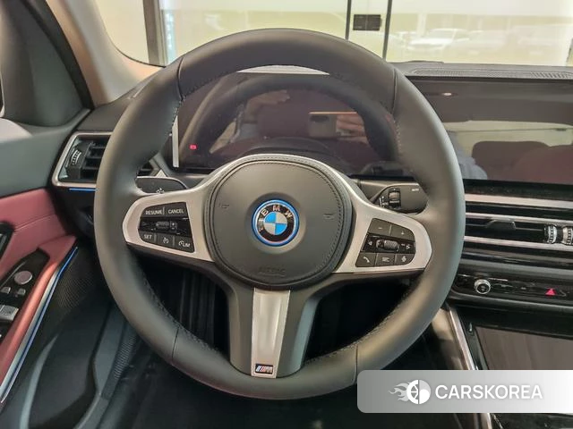 BMW i3 2025 Белый из Китая, фото 4