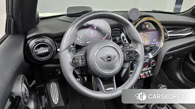 Mini Cooper S Convertible 2024 Черный из Кореи, фото 4