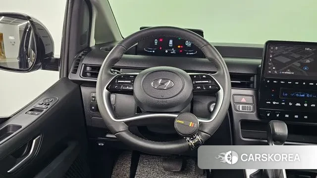 Hyundai Staria 2023 Серый из Кореи, фото 4