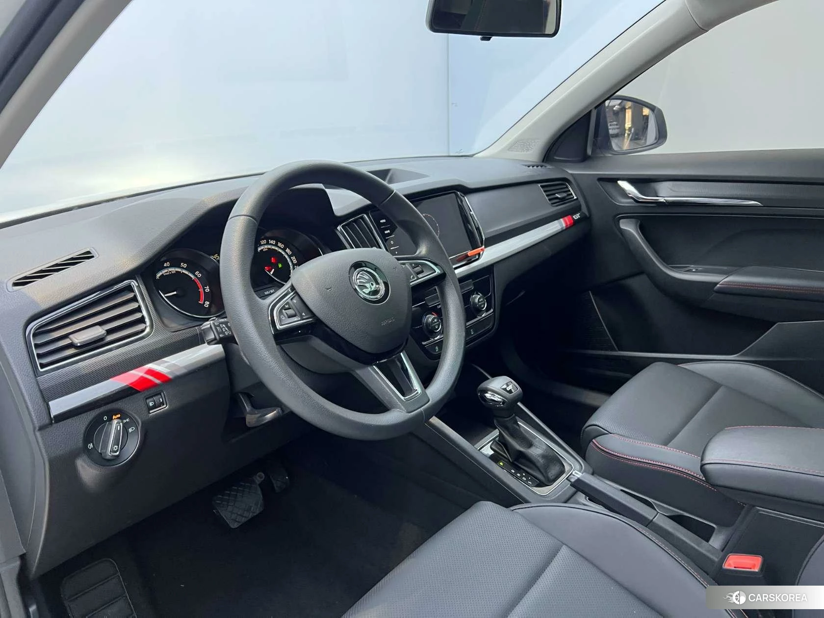 Skoda Komik GT 2021 Белый из Китая, фото 4