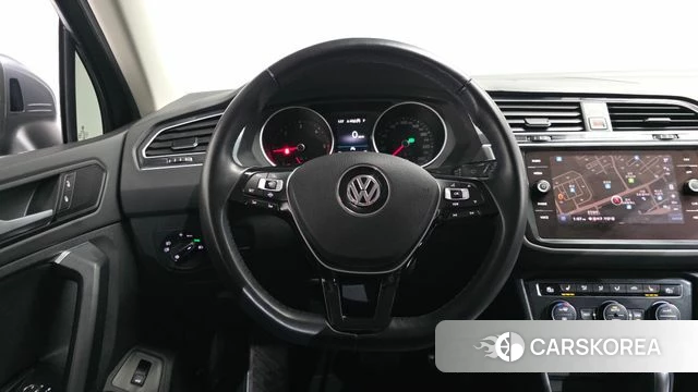 Volkswagen Tiguan second Generation 2020 Серый из Кореи, фото 4