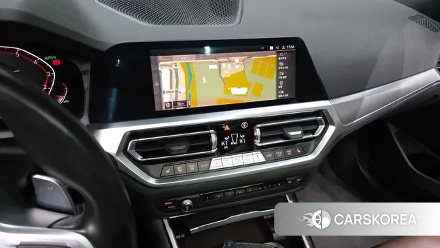 BMW 3 Series (G20) 2022 Черный из Кореи, фото 4