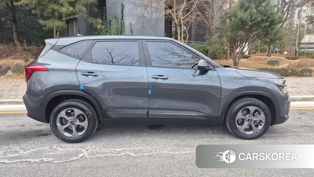 Kia The New Seltos 2023 Серый из Кореи, фото 4