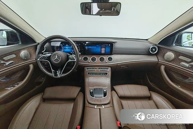 Mercedes-Benz E-class 2021 Черный из Китая, фото 4