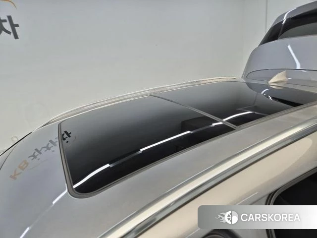 Genesis GV70 2021 Серебристо-серый из Кореи, фото 4