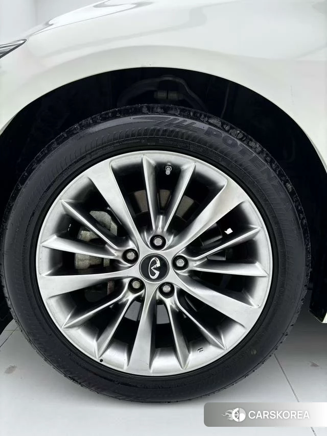 Infiniti Q50L 2018 Белый из Китая, фото 4