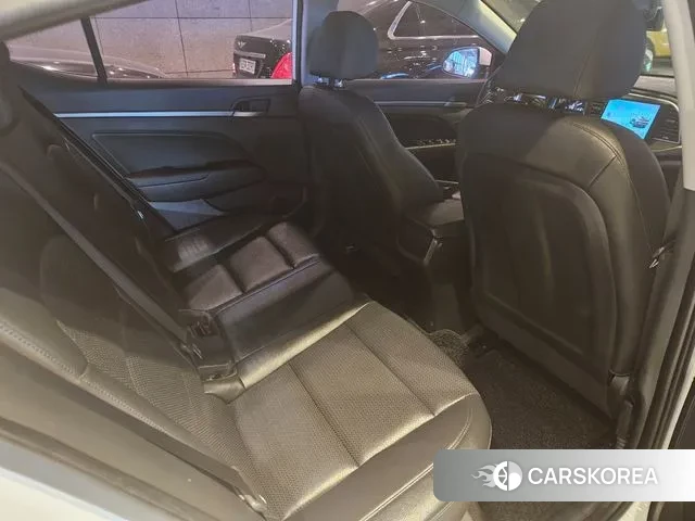 Hyundai Avante AD 2018 Белый из Кореи, фото 4