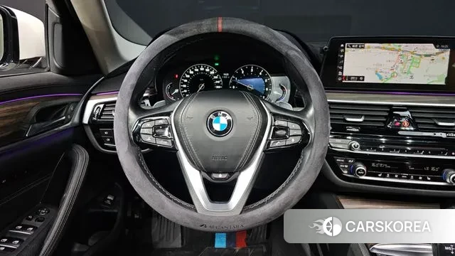 BMW 5 Series (G30) 2019 Белый из Кореи, фото 4