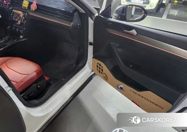 Volkswagen Arteon 2020 Белый из Кореи, фото 4