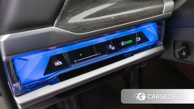BMW 7 Series (G70) 2024 Черный из Кореи, фото 4