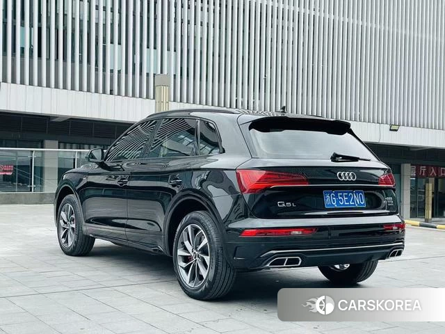 Audi Q5L 2024 Черный из Китая, фото 4