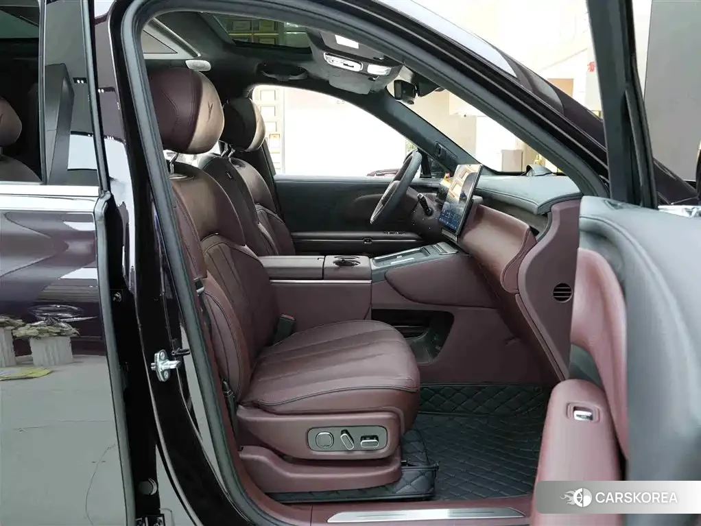 Lantu Automobile Lan Tu Taishan 2025 Red/purple из Китая, фото 4