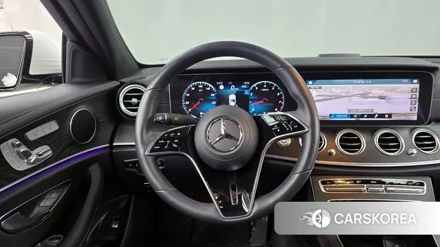 Mercedes-Benz E-Class W213 2023 Белый из Кореи, фото 4