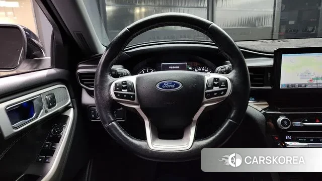 Ford Explorer 6th Generation 2021 Белый из Кореи, фото 4
