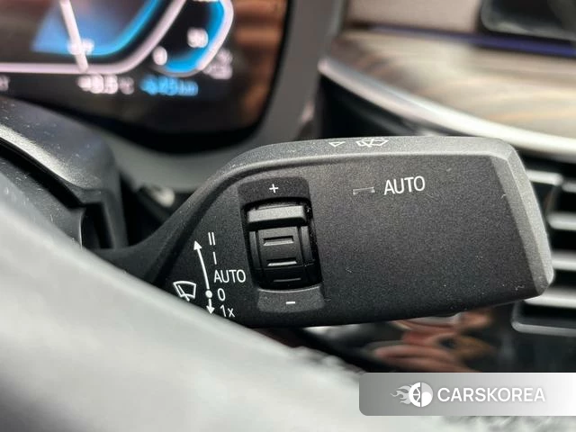 BMW 5 series PHEV id 4209456 из Китая 4
