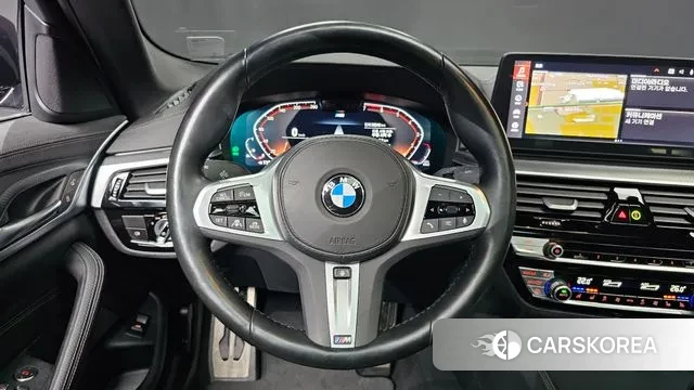 BMW 5 Series (G30) 2023 Черный из Кореи, фото 4