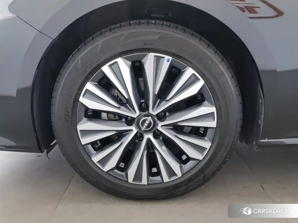 Nissan Teana 2023 Черный из Китая, фото 4