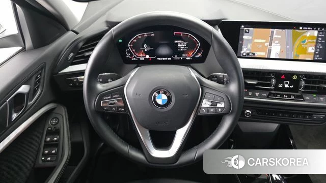 BMW 1 Series (F40) 2021 Черный из Кореи, фото 4
