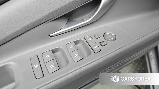 Hyundai The New Avante Hybrid (CN7) 2023 Серебристо-серый из Кореи, фото 4