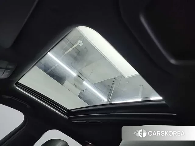 Mercedes-Benz C-Class W205 2019 Белый из Кореи, фото 4