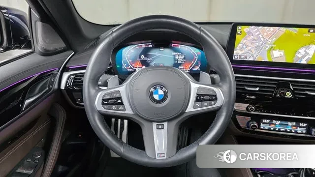 BMW 5 Series (G30) 2023 Черный из Кореи, фото 4