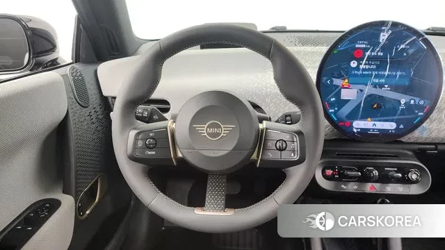 Mini Cooper Electric 2024 Белый из Кореи, фото 4