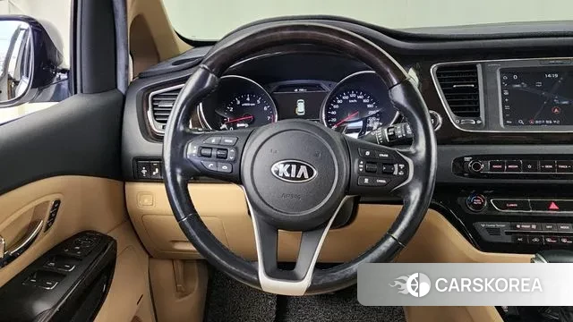 Kia The New Carnival 2018 Белый из Кореи, фото 4