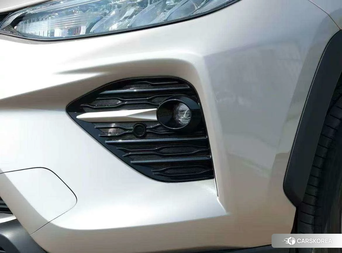 Toyota Wildlander 2022 Серебристо-серый из Китая, фото 4