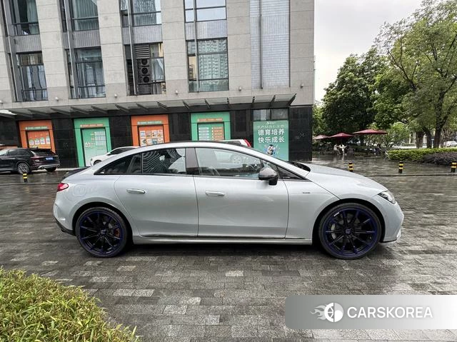 Mercedes-Benz EQE 2022 Серебристо-серый из Китая, фото 4