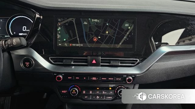 Kia Niro EV 2021 Серебряный из Кореи, фото 4