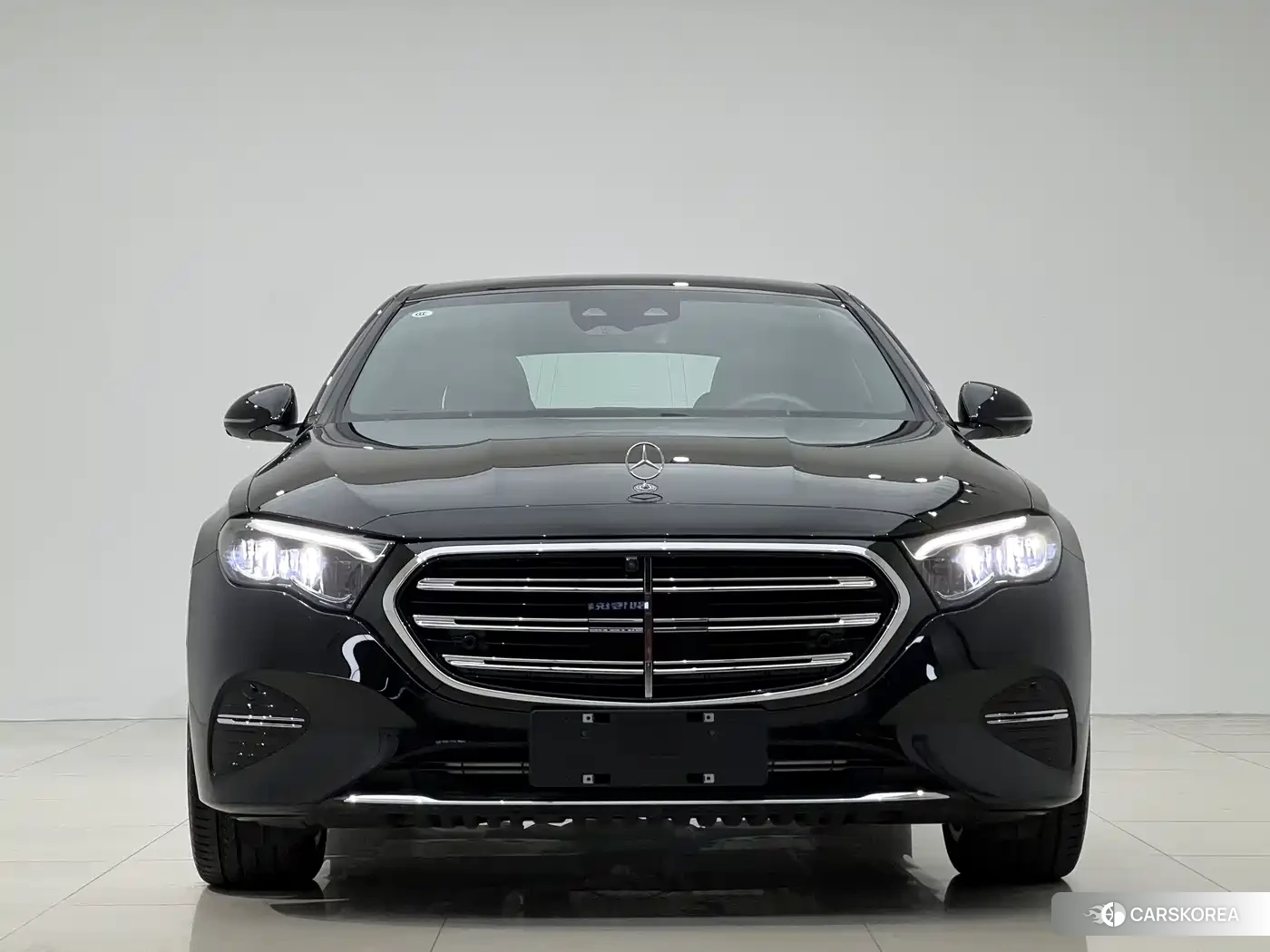 Mercedes-Benz E-Class 2026 Черный из Китая, фото 4
