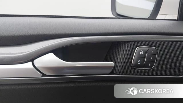 Ford Mondeo 4th Generation 2019 Белый из Кореи, фото 4