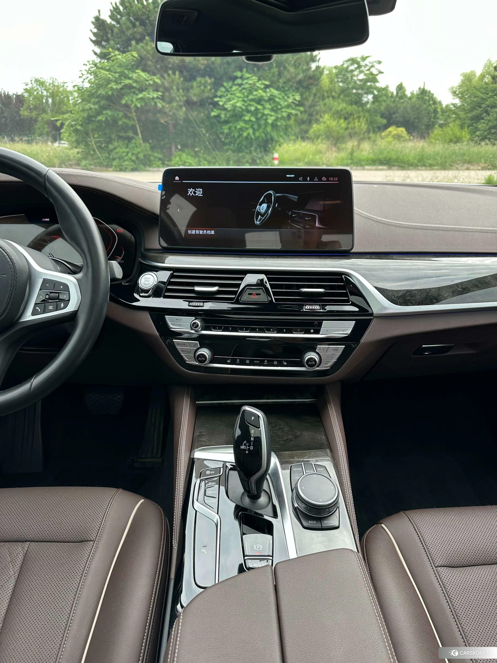 BMW 5 series 2021 Белый из Китая, фото 4