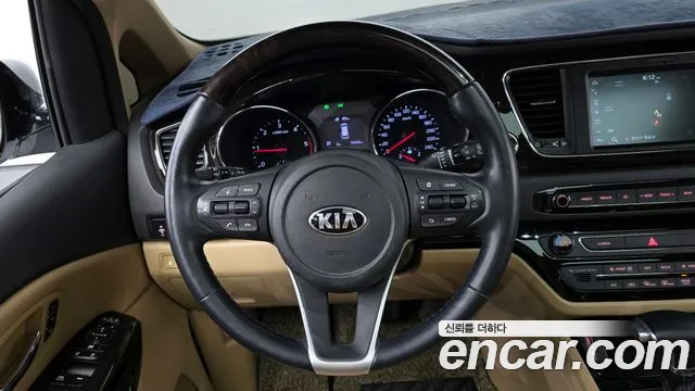 Kia The New Carnival id 2479388 из Кореи 4