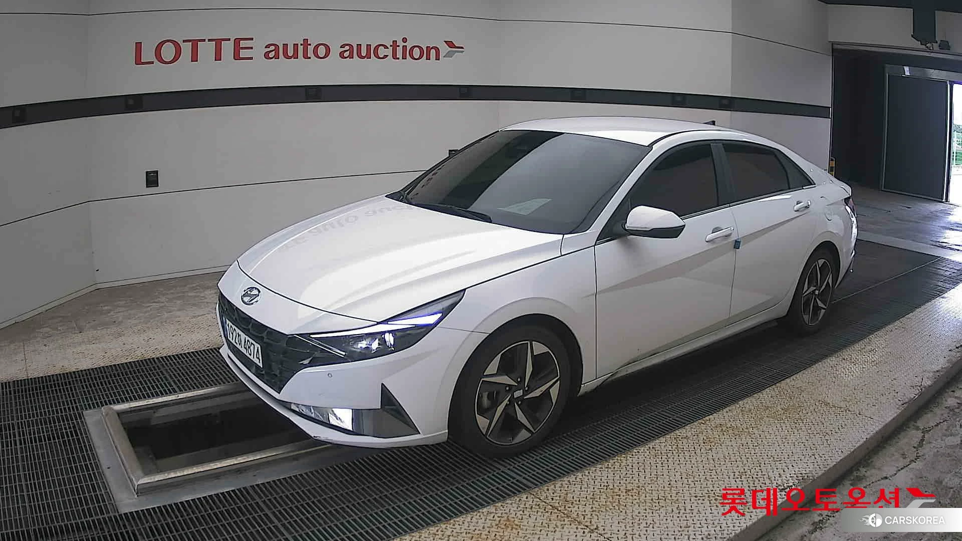 Hyundai Avante 2023 Atlas White из Кореи, фото 4