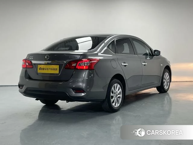 Nissan Xuan Yi 2021 Темно-серый из Китая, фото 4