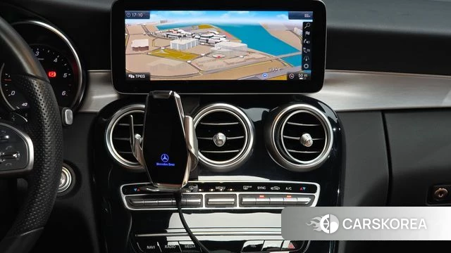 Mercedes-Benz C-Class W205 2019 Белый из Кореи, фото 4