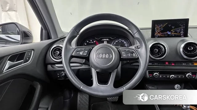 Audi New A3 2018 Черный из Кореи, фото 4
