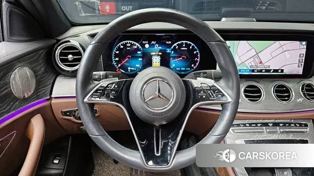 Mercedes-Benz E-Class W213 2022 Серый из Кореи, фото 4