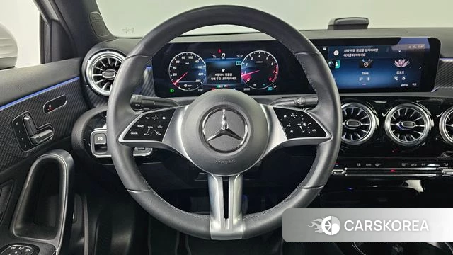 Mercedes-Benz A-Class W177 2024 Белый из Кореи, фото 4