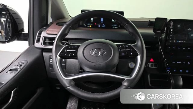 Hyundai Staria 2023 Серый из Кореи, фото 4