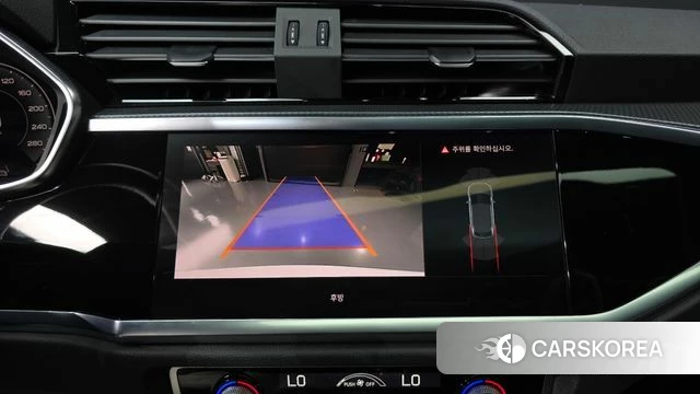 Audi Q3 (F3) 2023 Белый из Кореи, фото 4