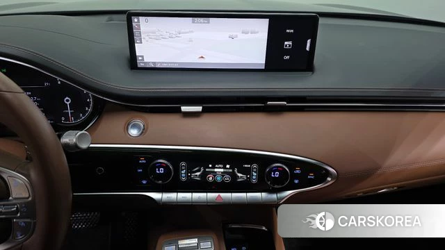 Genesis GV70 2023 Серый из Кореи, фото 4