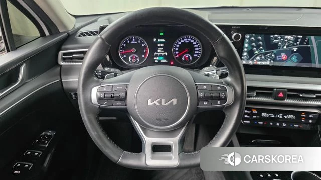 Kia K5 3rd generation 2023 Белый из Кореи, фото 4