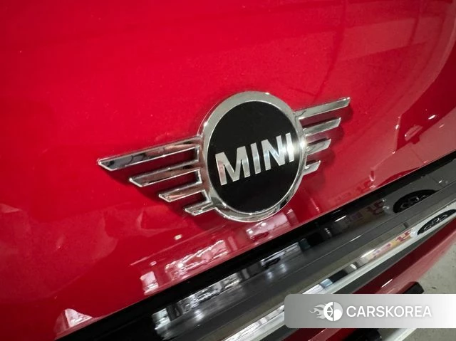 Mini Cooper 2023 Красный из Кореи, фото 4