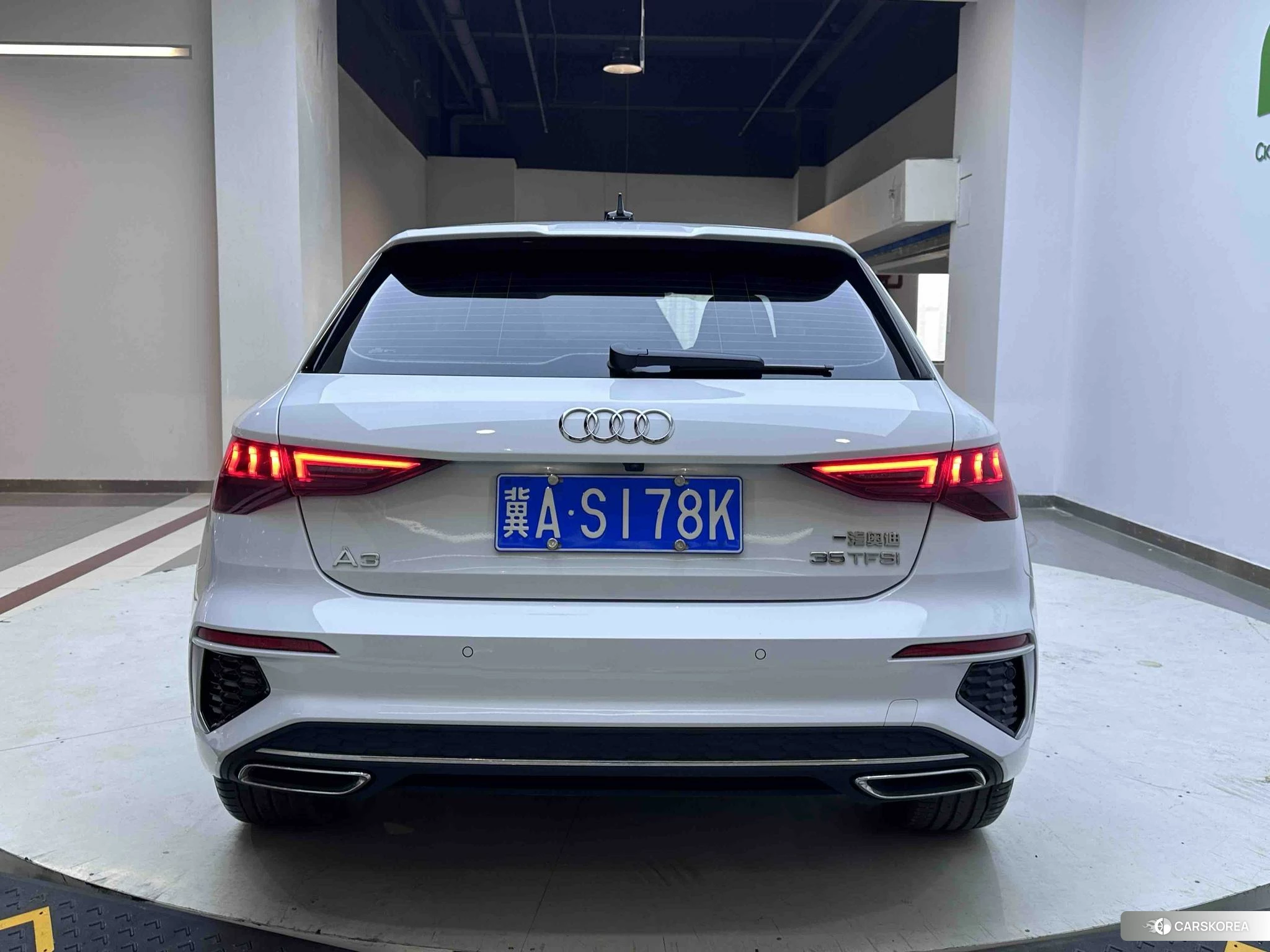 Audi A3 2023 Белый из Китая, фото 4