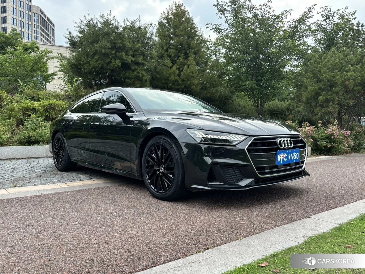 Audi A7 2020 Черный из Китая, фото 4